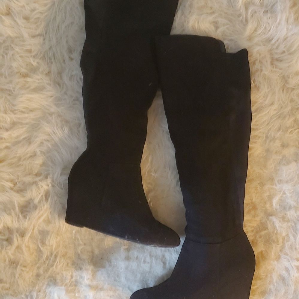 Chinese Laundry Overthe Knee Suede Boots